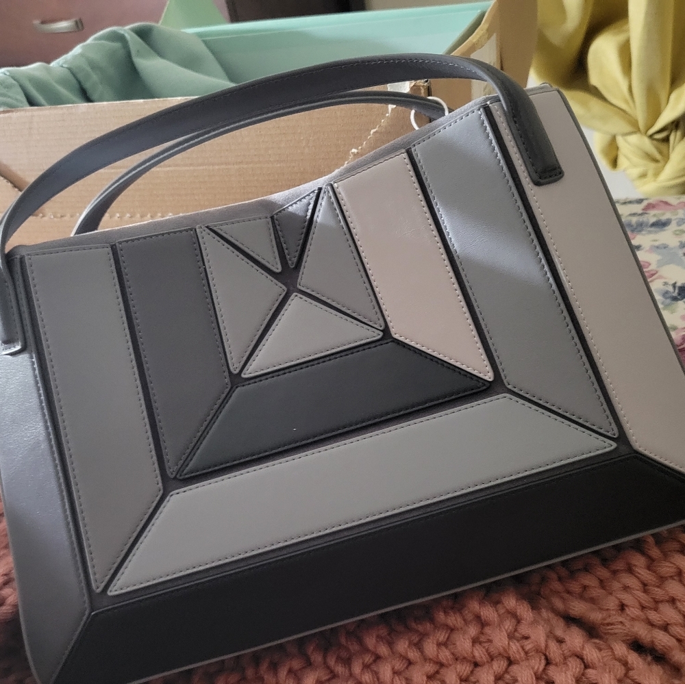 Mlouye handbag